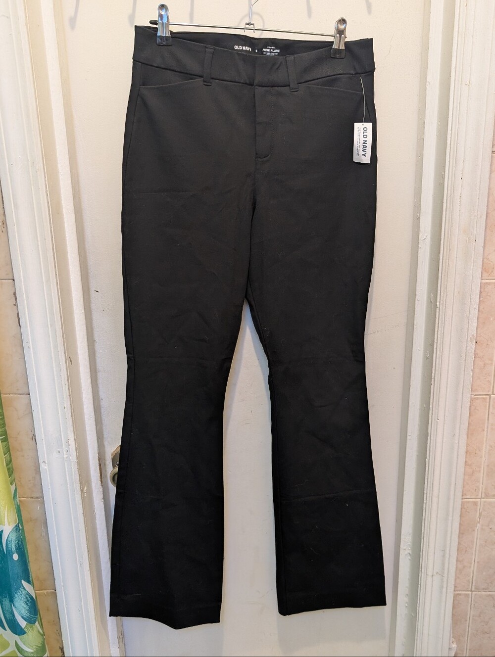 Old Navy Black High Rise Pixie Flare Pants 6 Secret Smooth Pockets Classic Work